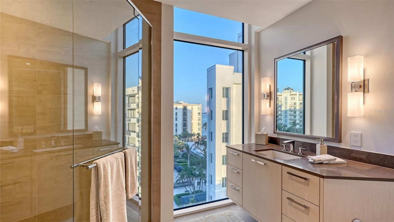 280 Golden Gate Point, Unit 600, Sarasota, FL 34236 Photo