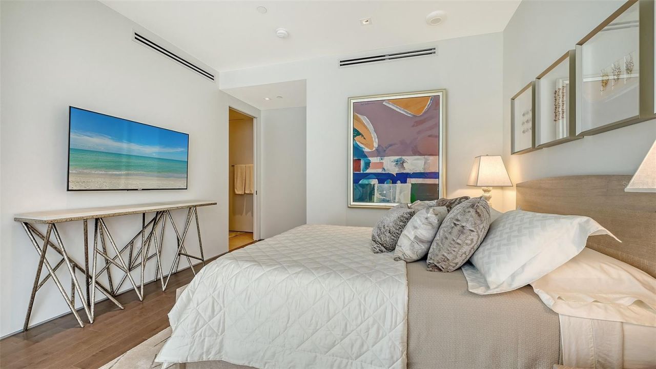 280 Golden Gate Point, Unit 600, Sarasota, FL 34236 Photo
