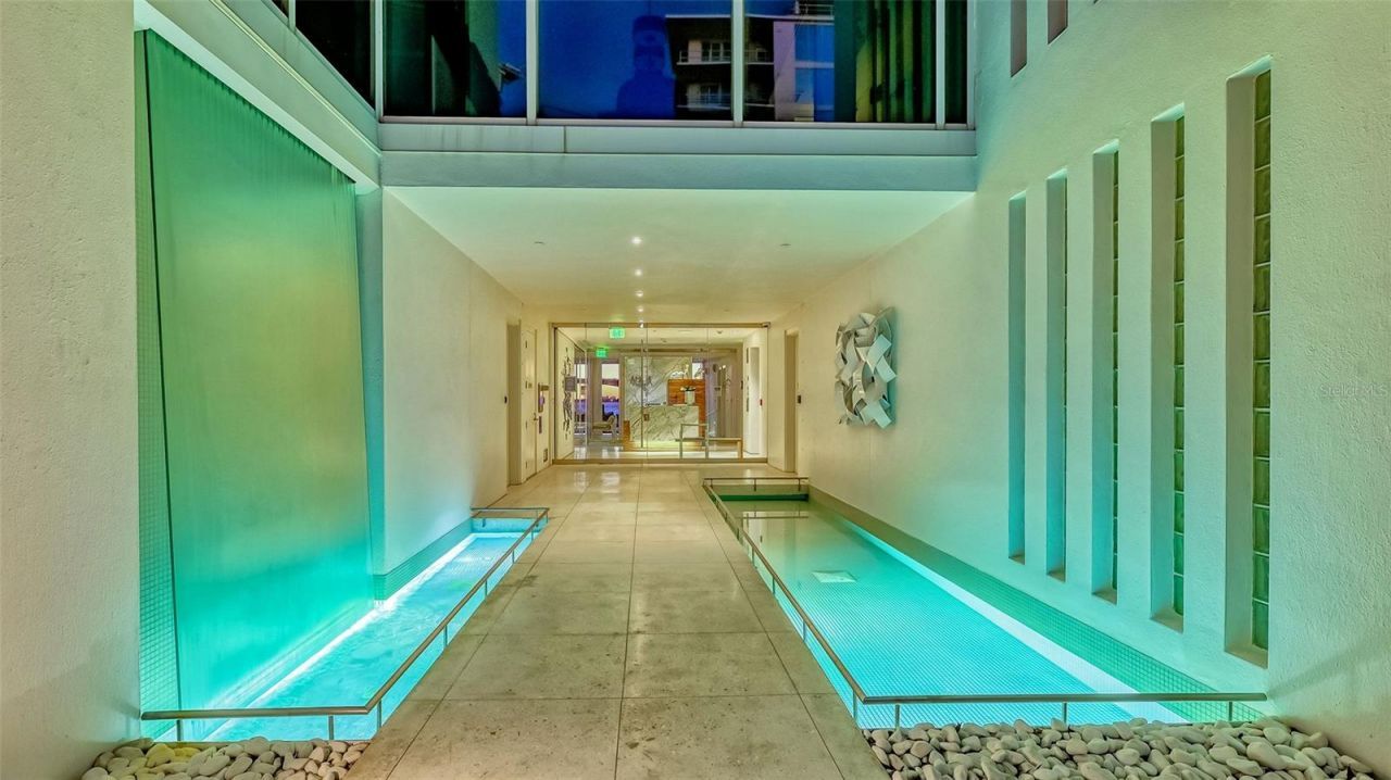 280 Golden Gate Point, Unit 600, Sarasota, FL 34236 Photo