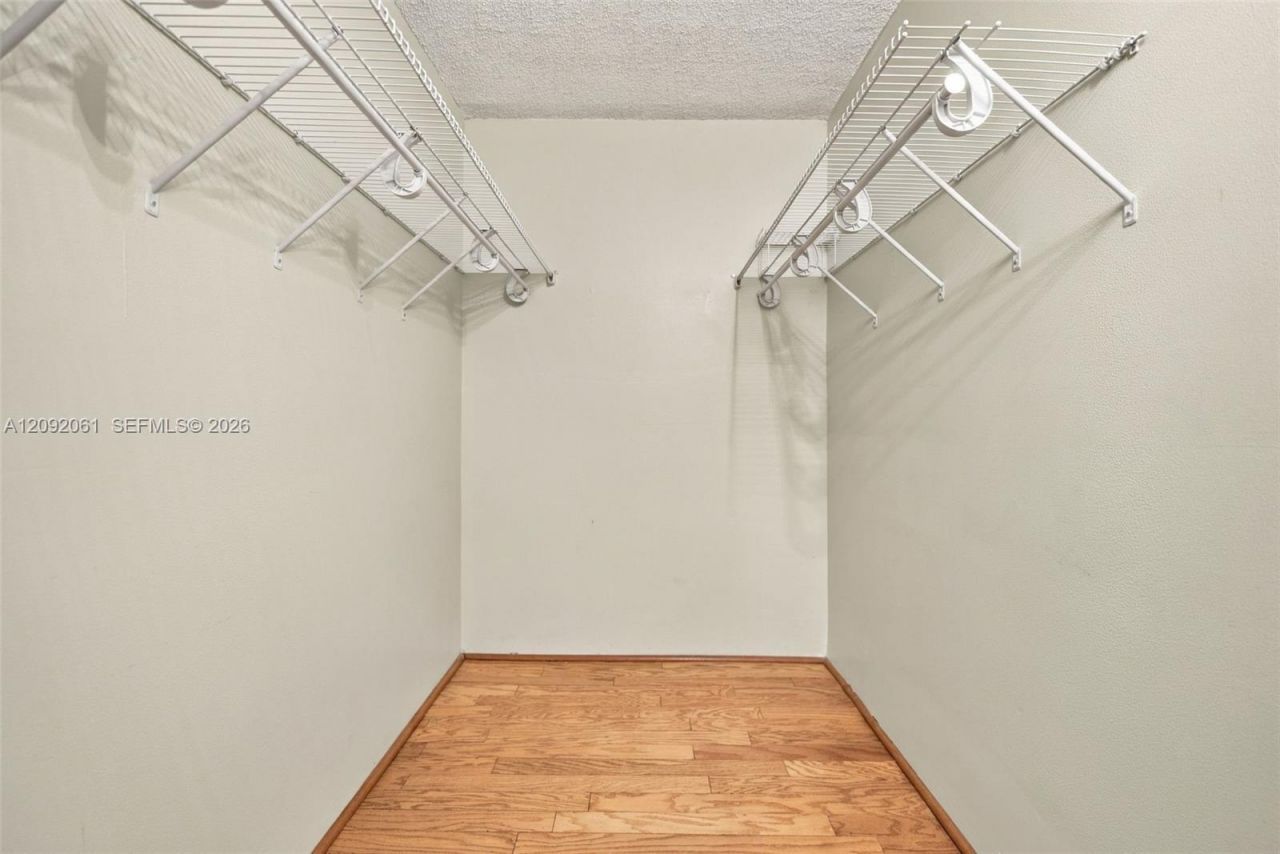 6555 W Broward Blvd , Unit 309, Plantation, FL 33317 Photo
