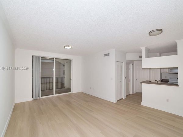 17145 N Bay Rd , Unit 4203, Sunny Isles Beach, FL 33160