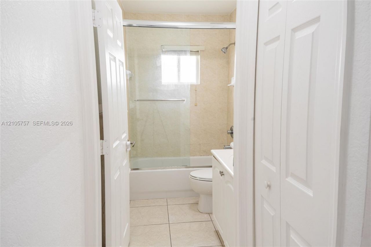 3783 NW 201st Ter, Miami Gardens, FL 33055 Photo