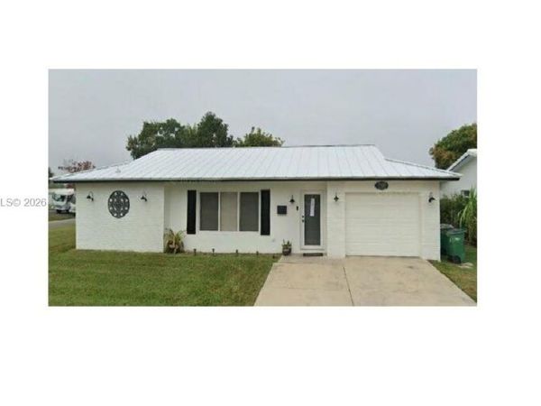7101 NW 68TH ST, Tamarac, FL 33321