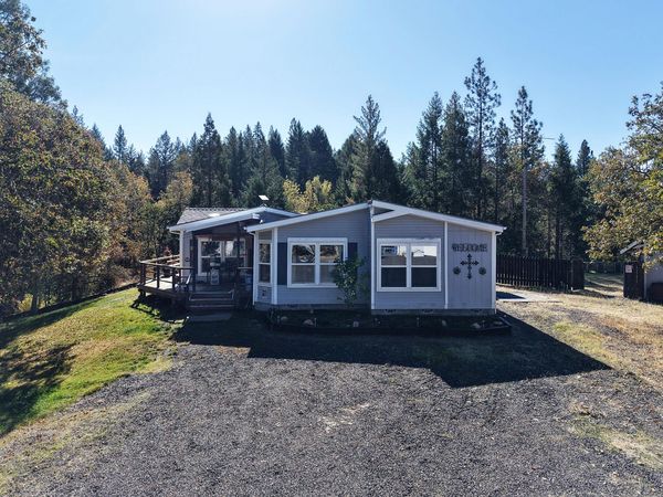3735 Cobleigh Road, Eagle Point, OR 97524