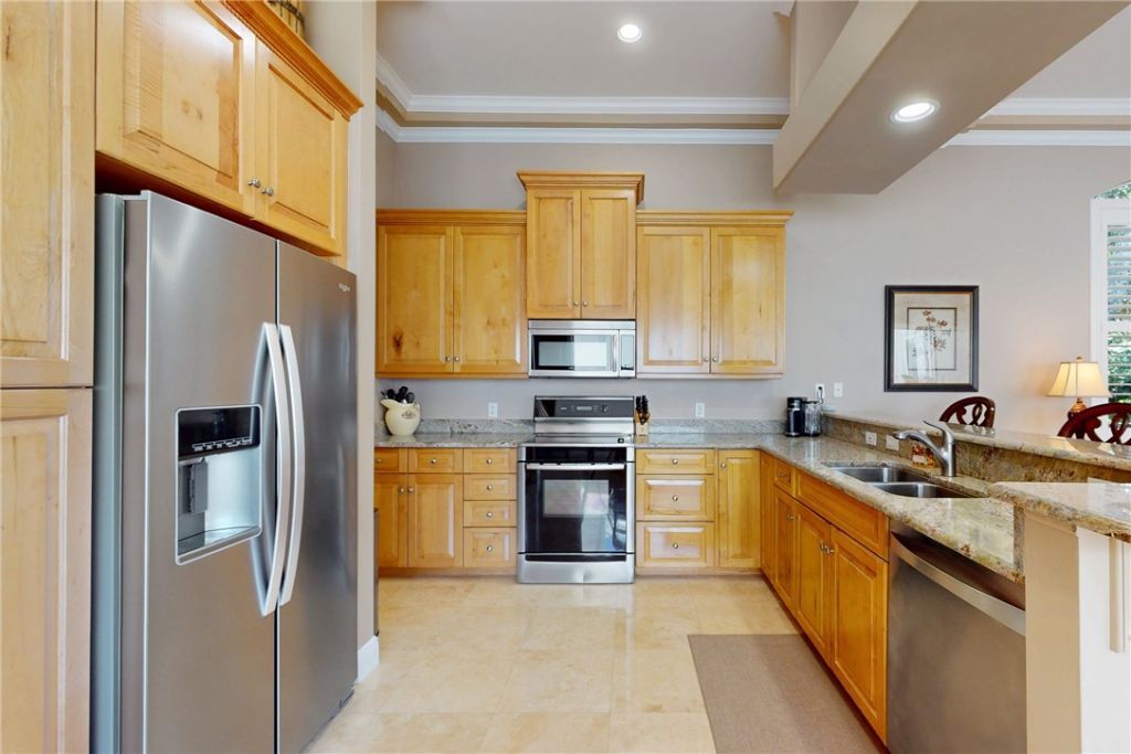 8487 Oak Leaf Lane, Unit 8, Indian River Shores, FL 32963 Photo
