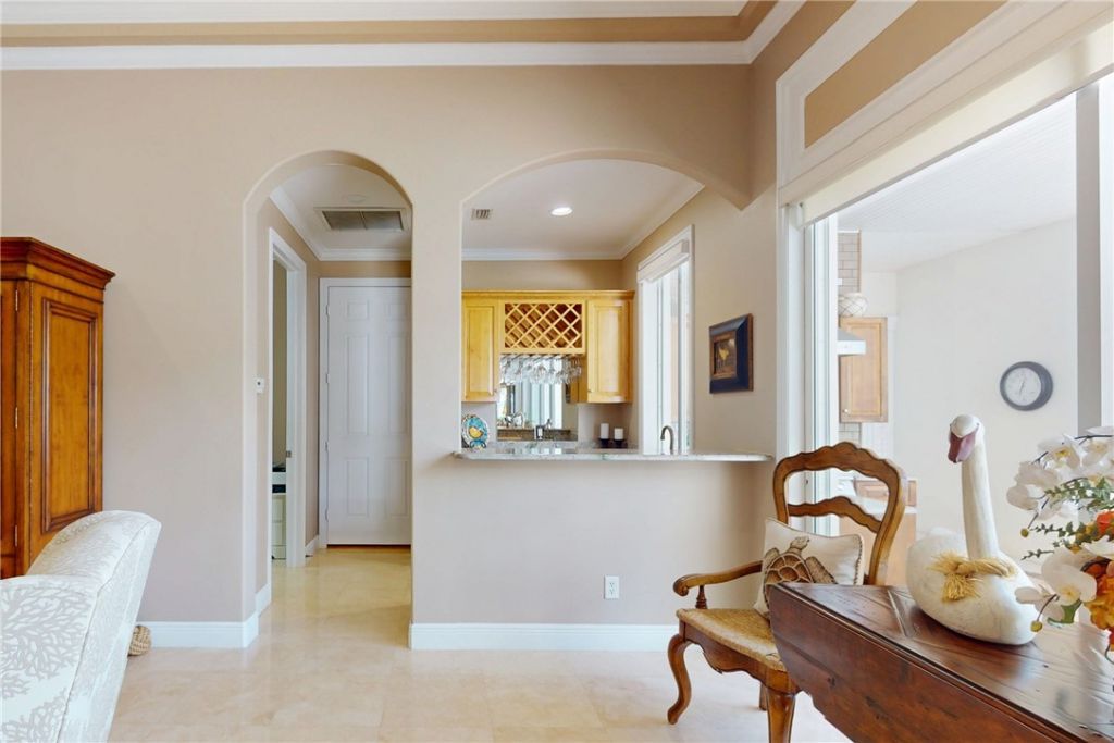 8487 Oak Leaf Lane, Unit 8, Indian River Shores, FL 32963 Photo