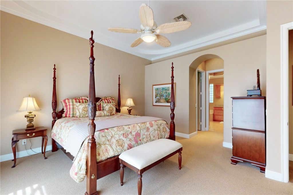 8487 Oak Leaf Lane, Unit 8, Indian River Shores, FL 32963 Photo