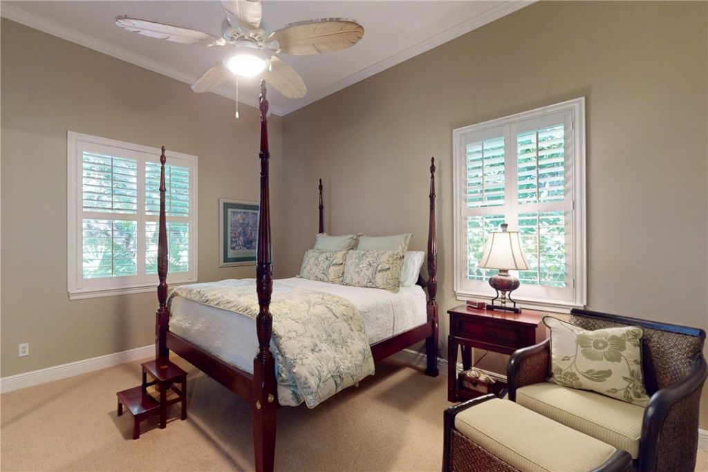 8487 Oak Leaf Lane, Unit 8, Indian River Shores, FL 32963 Photo