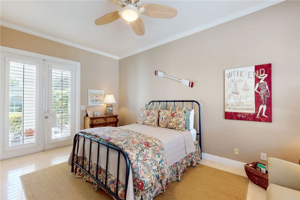 8487 Oak Leaf Lane, Unit 8, Indian River Shores, FL 32963 Photo