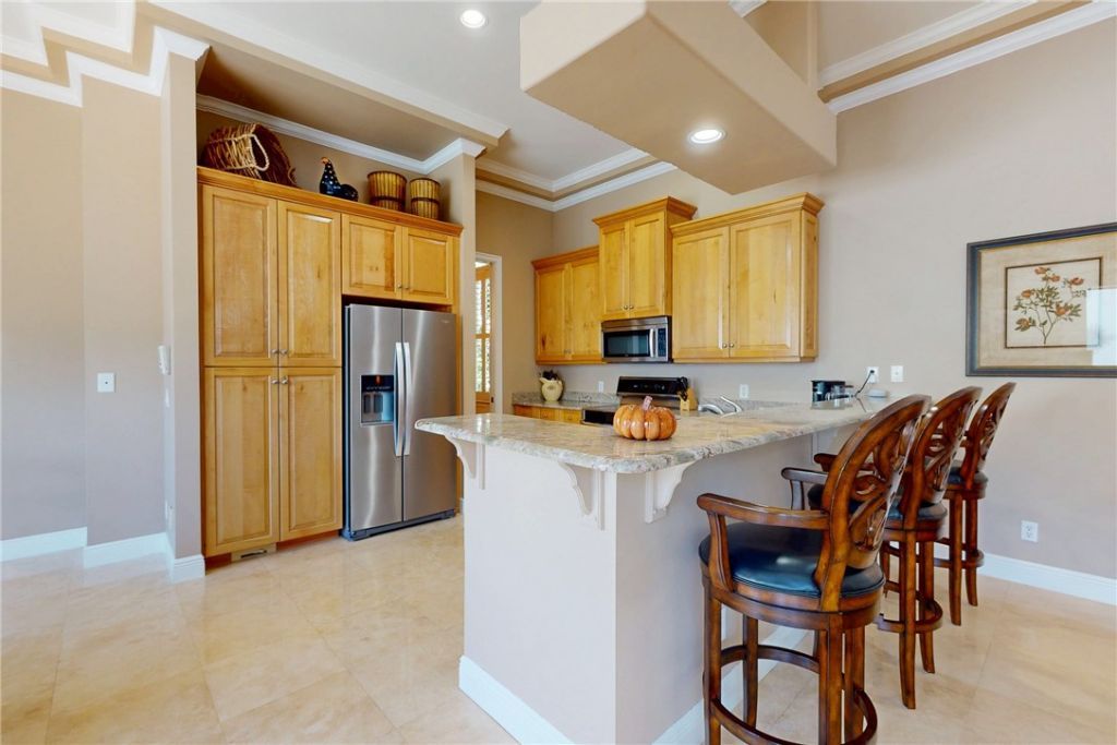 8487 Oak Leaf Lane, Unit 8, Indian River Shores, FL 32963 Photo