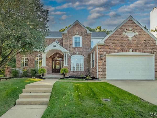 430 Pine Hollow Court , Ballwin, MO 63021