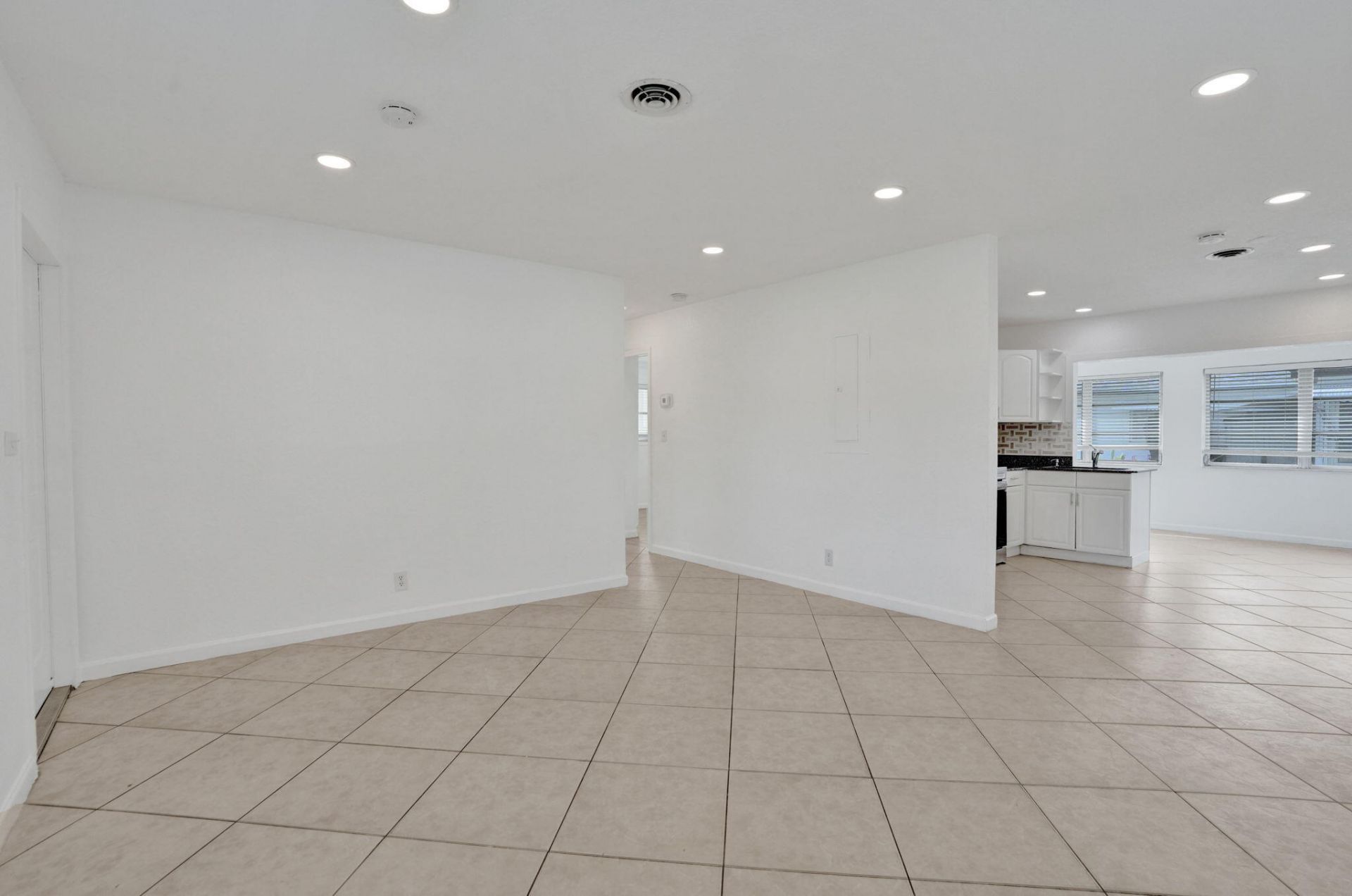 4553 NW 16th Terrace, Tamarac, FL 33309 Photo