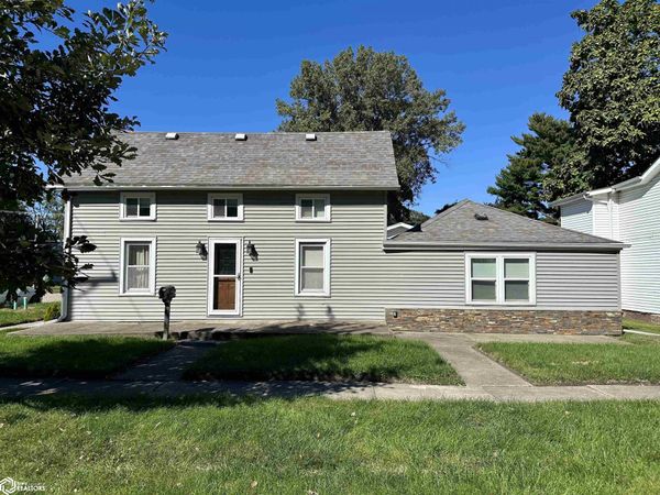 805 N Jackson Street, Bushnell West, IL 61422
