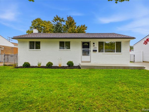 26728 Collingwood Street , Roseville, Mi 48066