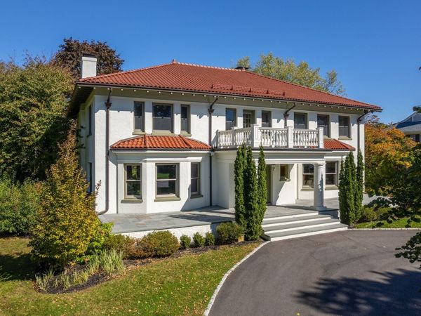2 Ocean Avenue, Swampscott, MA 01907