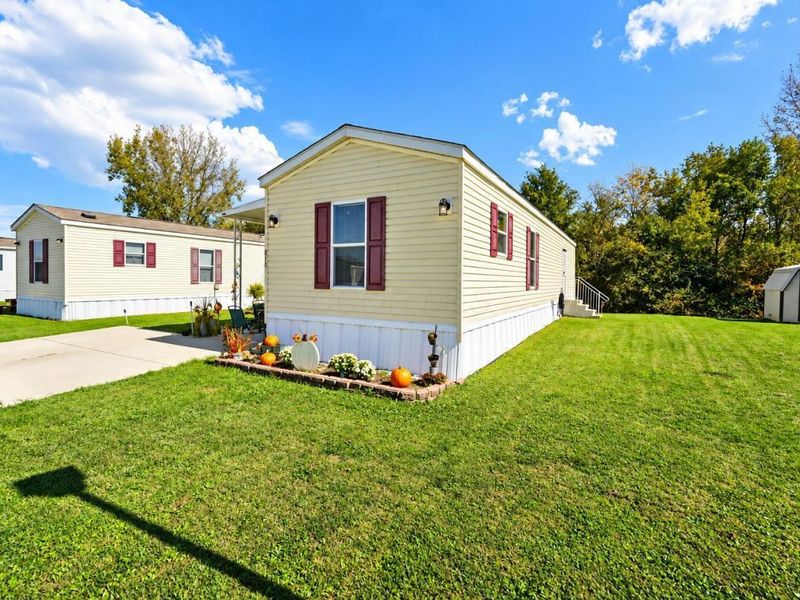 1100 Thornwood Drive SW, Unit Lot 815, Heath, OH 43056 Photo 4
