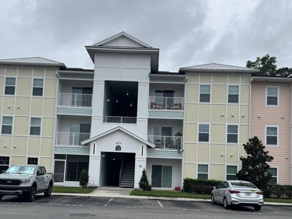 4974 KEY LIME Drive, Unit 204, Jacksonville, FL 32256