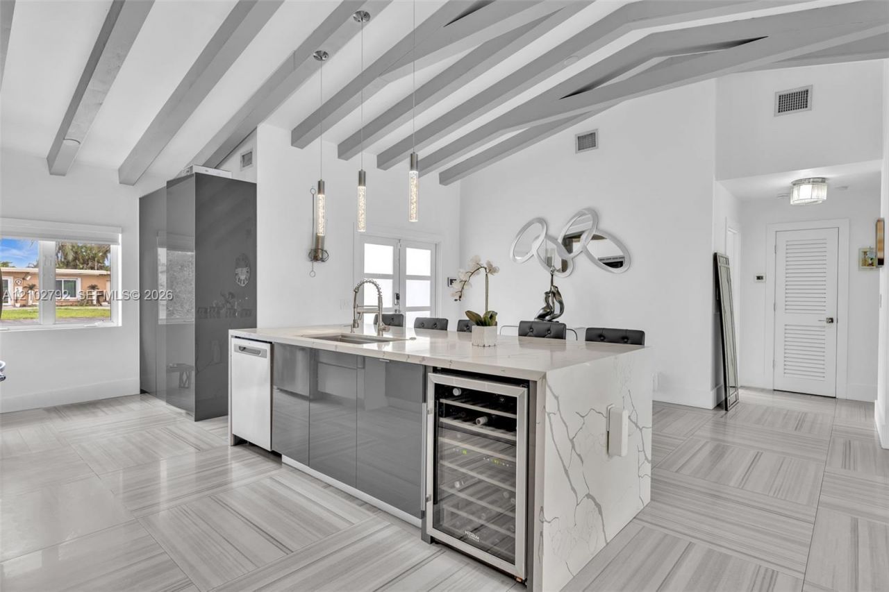 4465 SW 34th Ter, Fort Lauderdale, FL 33312 Photo