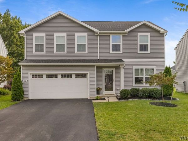 62 Daisy Lane , Buffalo, NY 14228