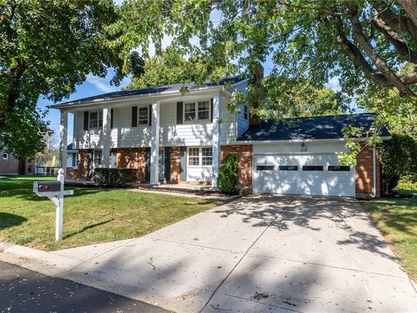 310 Ron Aire Drive, Piqua, OH 45356