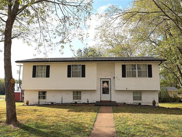 626 Edward Street , Farmington, MO 63640