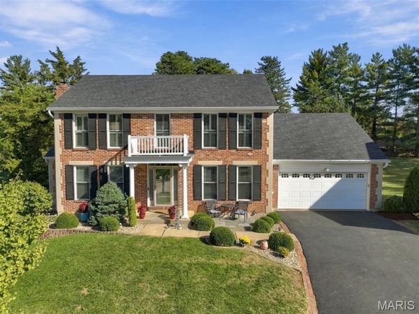 2106 Bow Tree Court, Chesterfield, MO 63005