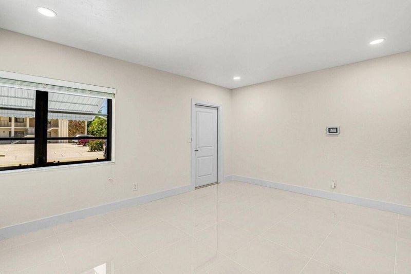 1615 S Federal Highway, Unit B, Lake Worth Beach, FL 33460 Photo