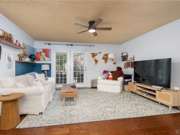 120 15th Street E, Unit 215, Tuscaloosa, AL 35401