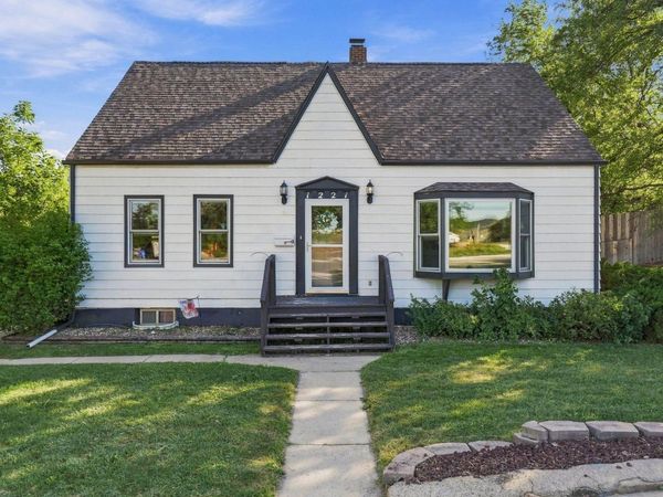 1221 QUINCY, Rapid City, SD 57701