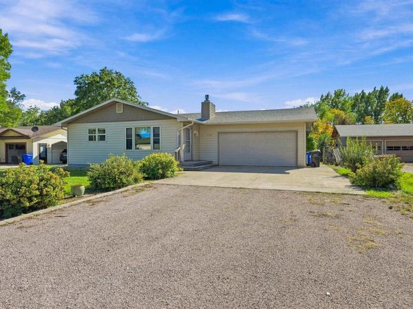 2733 EDEN LN, Rapid City, SD 57703