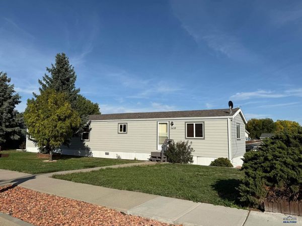 3410 CHAMPION DR, Rapid City, SD 57701