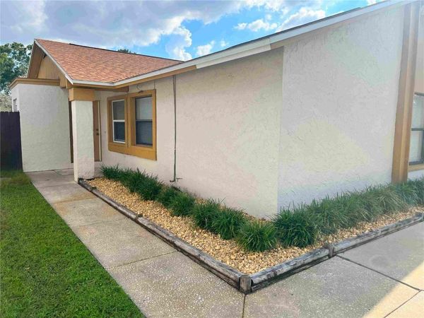 5128 SPRINGWOOD DRIVE , TAMPA, FL 33624