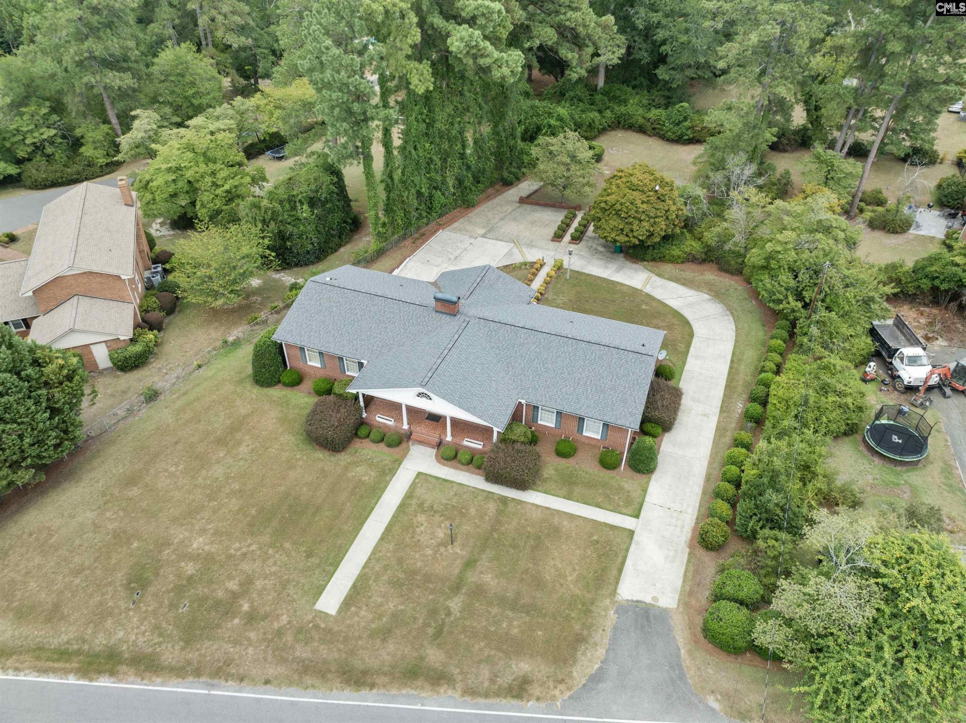 100 Murray Drive  Photo 4