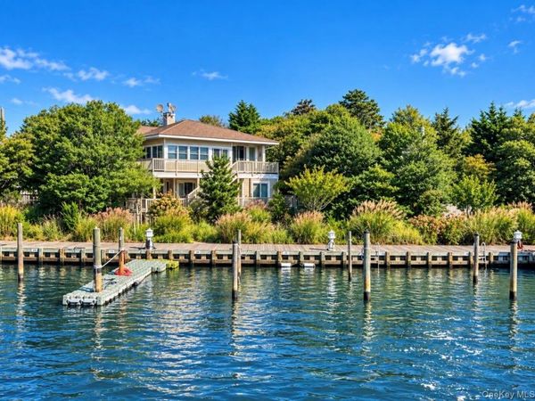 76 Bay Walk , Fire Island Pines, NY 11782