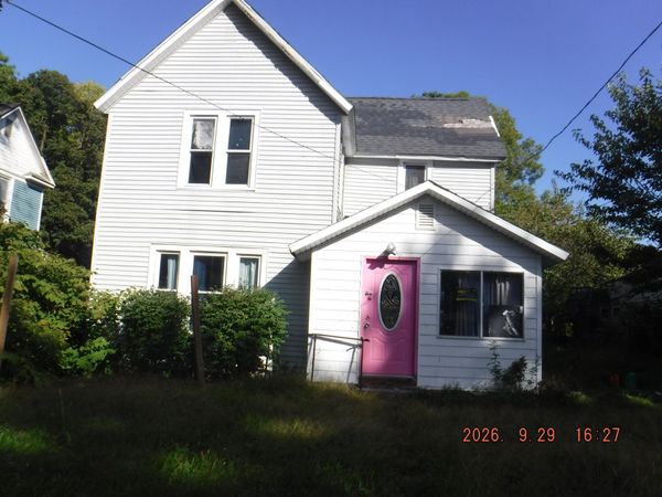 916 Charlotte Avenue, Kalamazoo, MI 49048