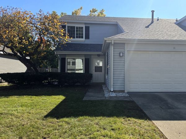 31 BUCKINGHAM Lane , Unit 31, Buffalo Grove, IL 60089