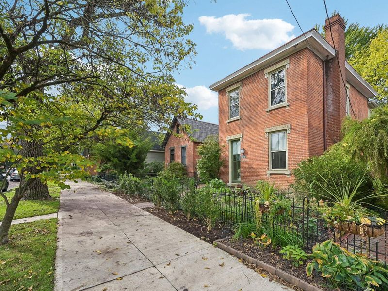 865 Mohawk Street, Columbus, OH 43206 Photo 4