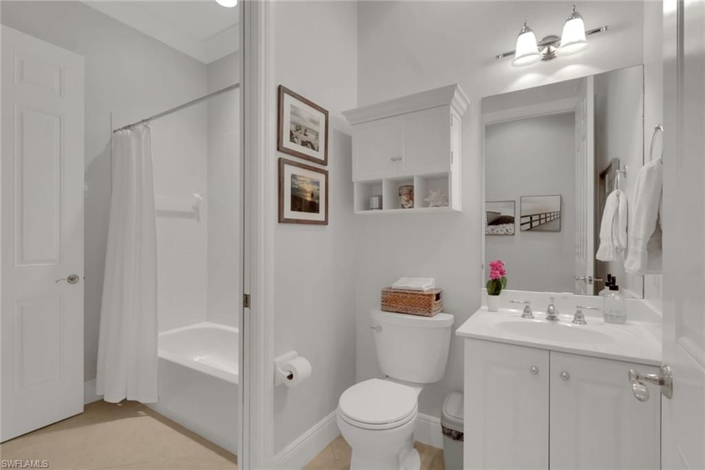 9097 Cherry Oaks Trl, Unit 202, Naples, FL 34114 Photo