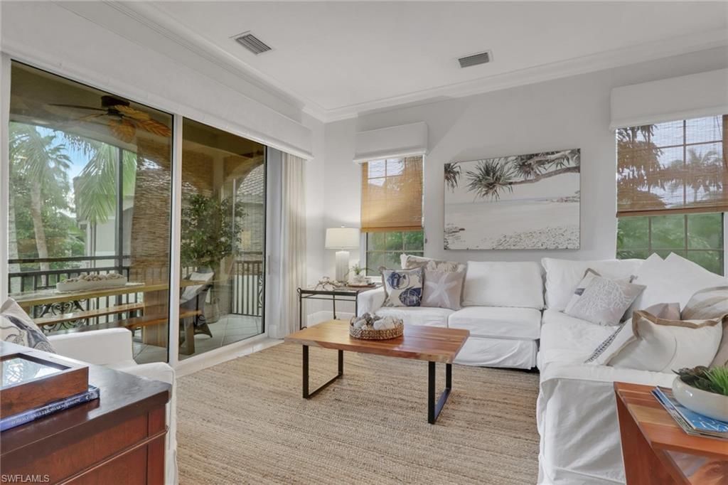 9097 Cherry Oaks Trl, Unit 202, Naples, FL 34114 Photo