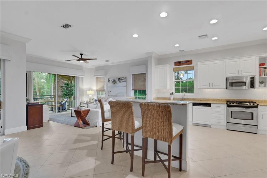 9097 Cherry Oaks Trl, Unit 202, Naples, FL 34114 Photo