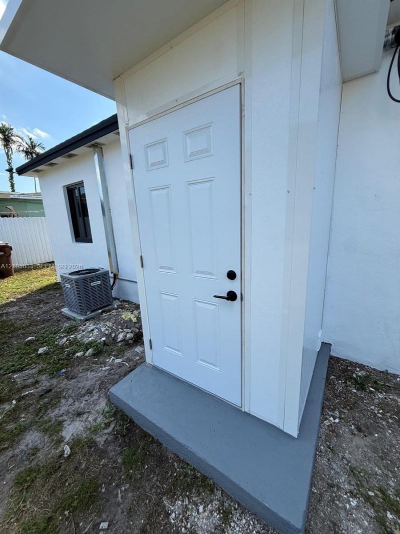 775 E 6th Pl , Hialeah, FL 33010 Photo