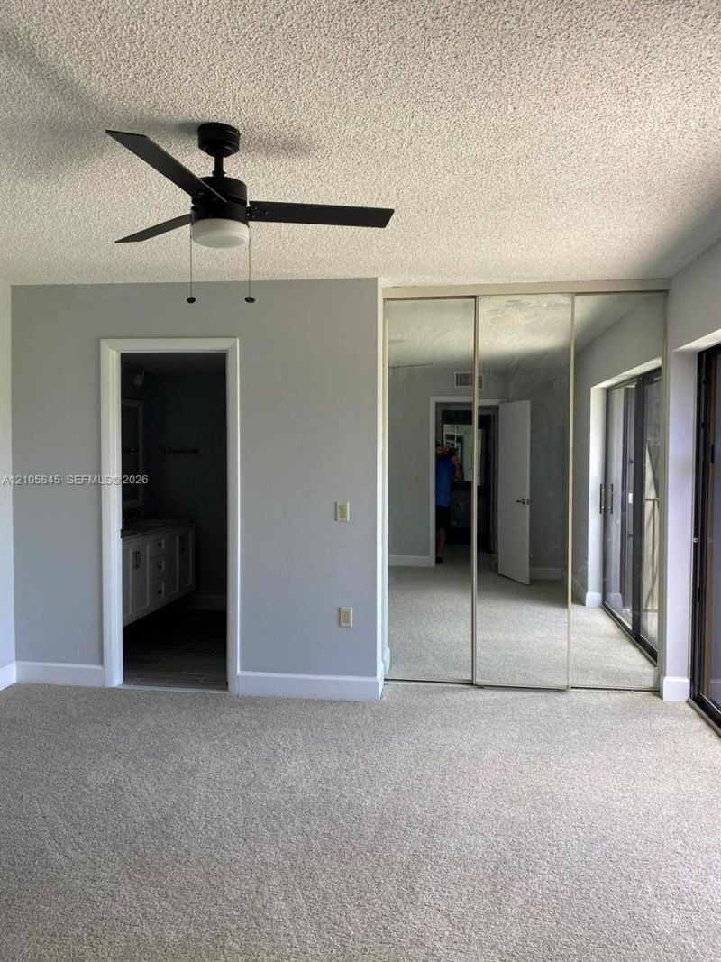 2001 20th Way , Unit 2001, West Palm Beach, FL 33407 Photo