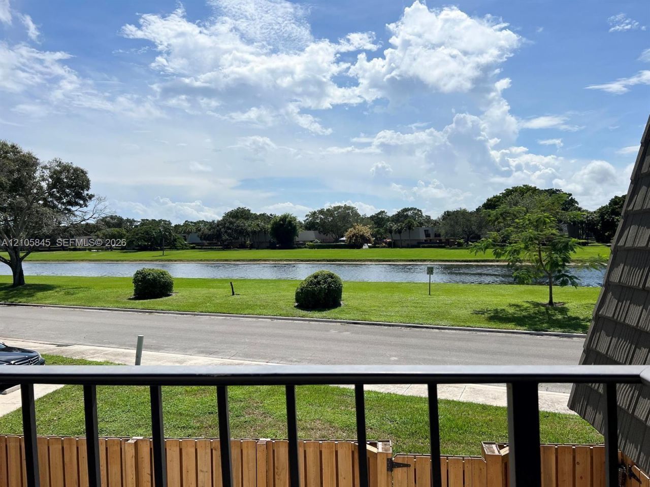 2001 20th Way , Unit 2001, West Palm Beach, FL 33407 Photo
