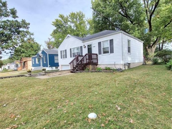3726 Raymond Avenue, Bridgeton, MO 63044