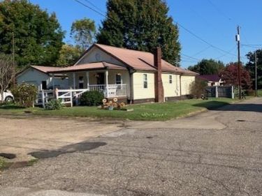 213 Third Street, New Haven, WV 25265