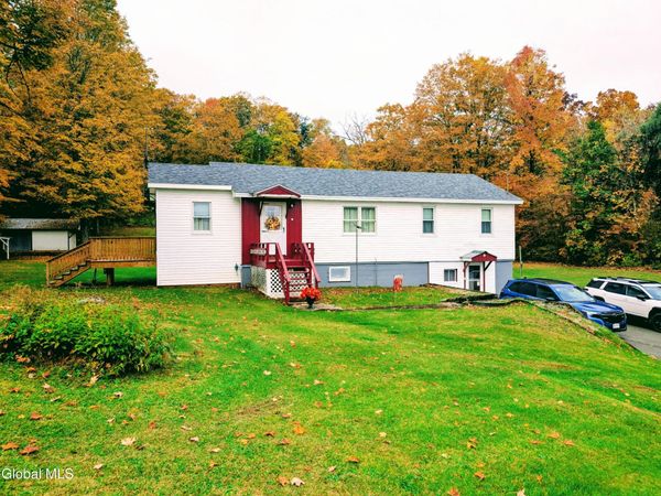 14069 State Route 22, Clemons, NY 12819