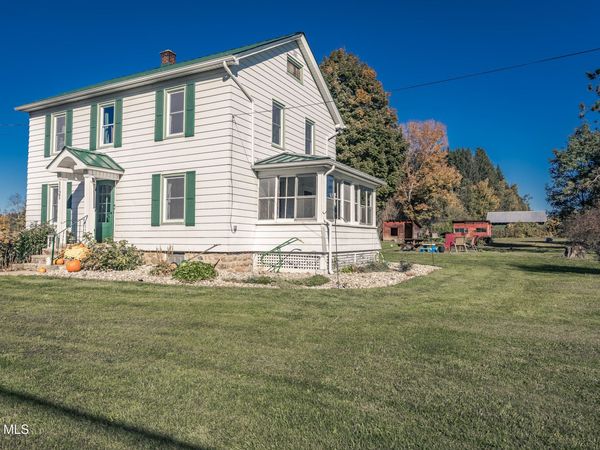 1121 W Galway Road, Hagaman, NY 12074