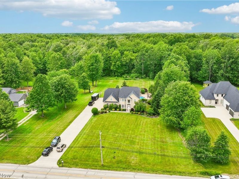 8874 Sharp Road, Olmsted Township, OH 44138 Photo 44