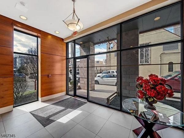 5808 Washington St, West New York, NJ 07093