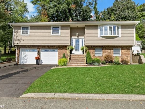 138 Barnert Ave, Totowa, NJ 07512